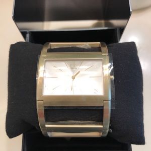 🔴💯🔥🔥GOLD PLATED CALVIN KLEIN WATCH. SWISS MADE
